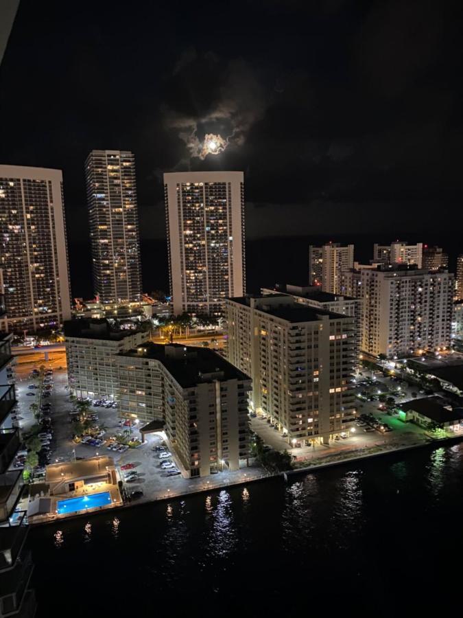 Studio 2Bed Beach Apmt With Amazing Views 30B Hallandale Beach Esterno foto