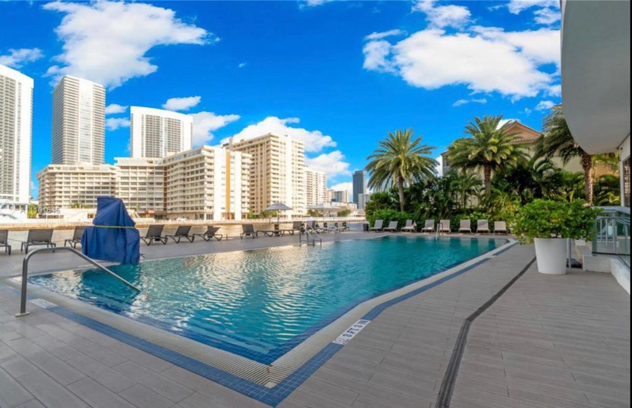 Studio 2Bed Beach Apmt With Amazing Views 30B Hallandale Beach Esterno foto